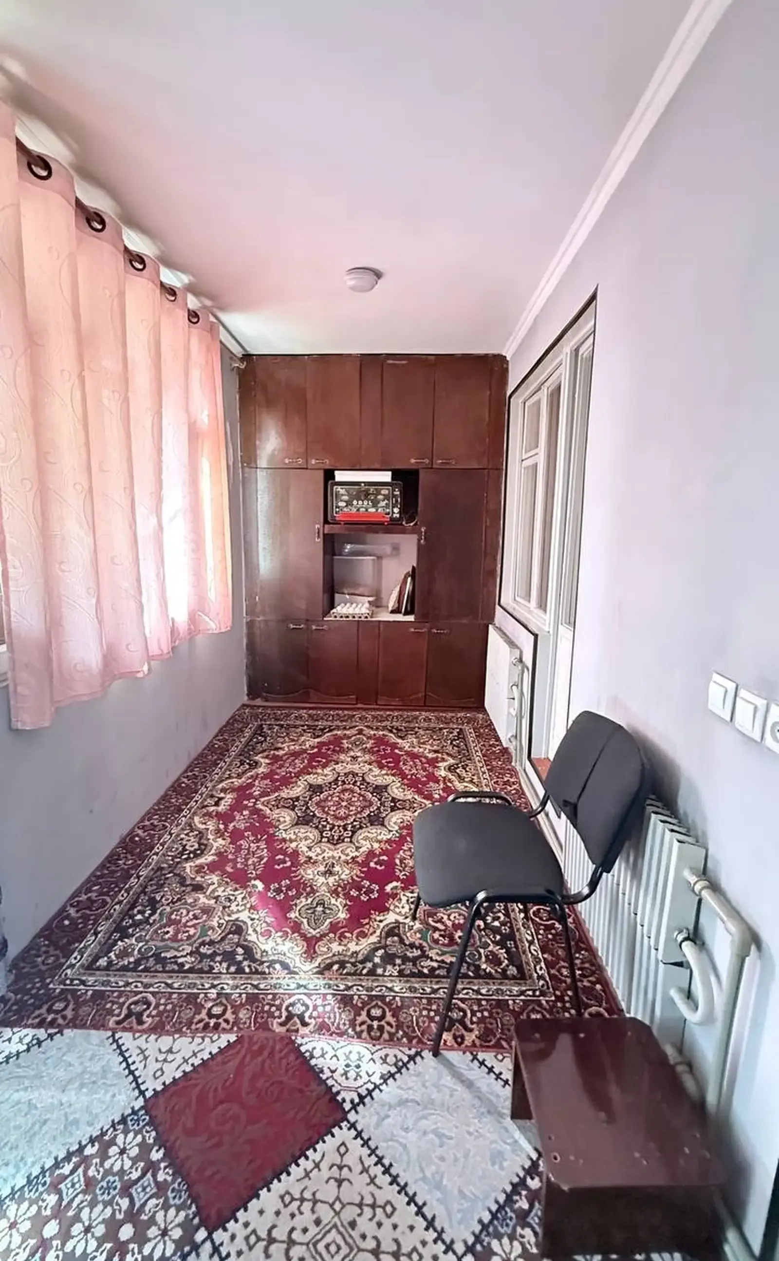 3-комн. квартира, 1 этаж, 76 м², Сино 103мкр Сияриен