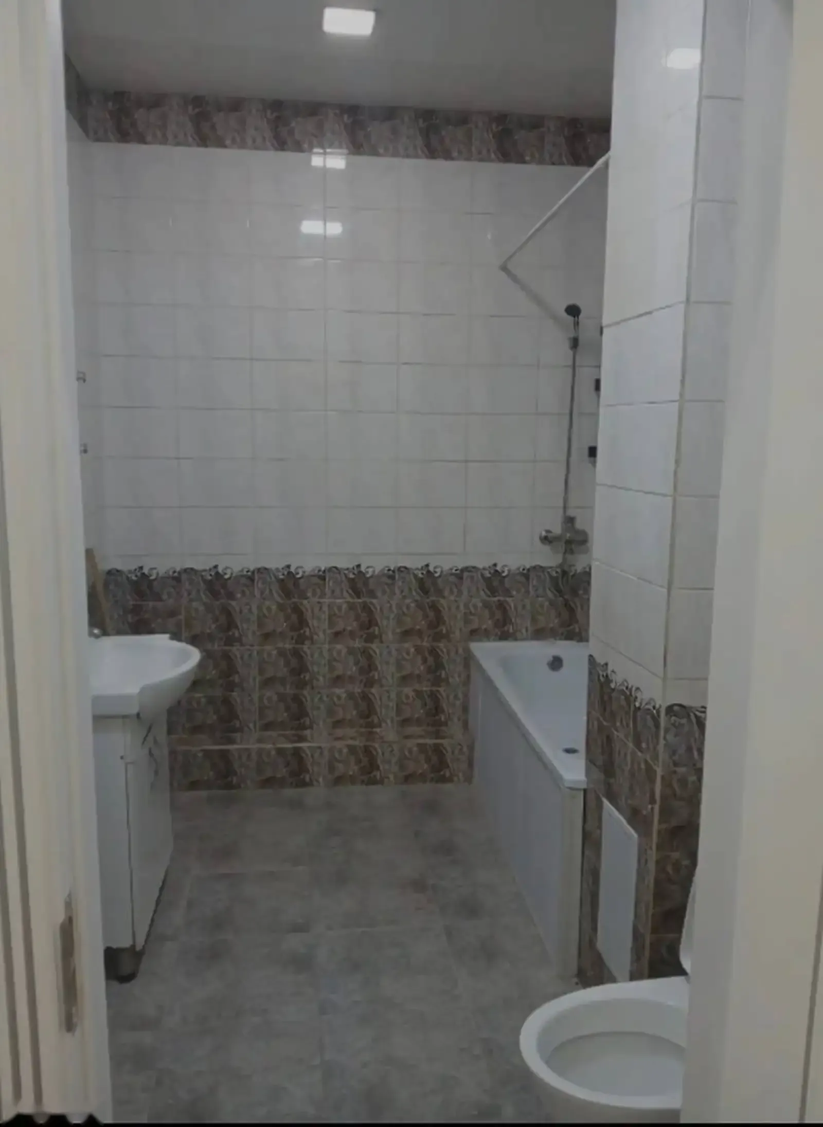 2-комн. квартира, 11 этаж, 53 м², И. Сомони