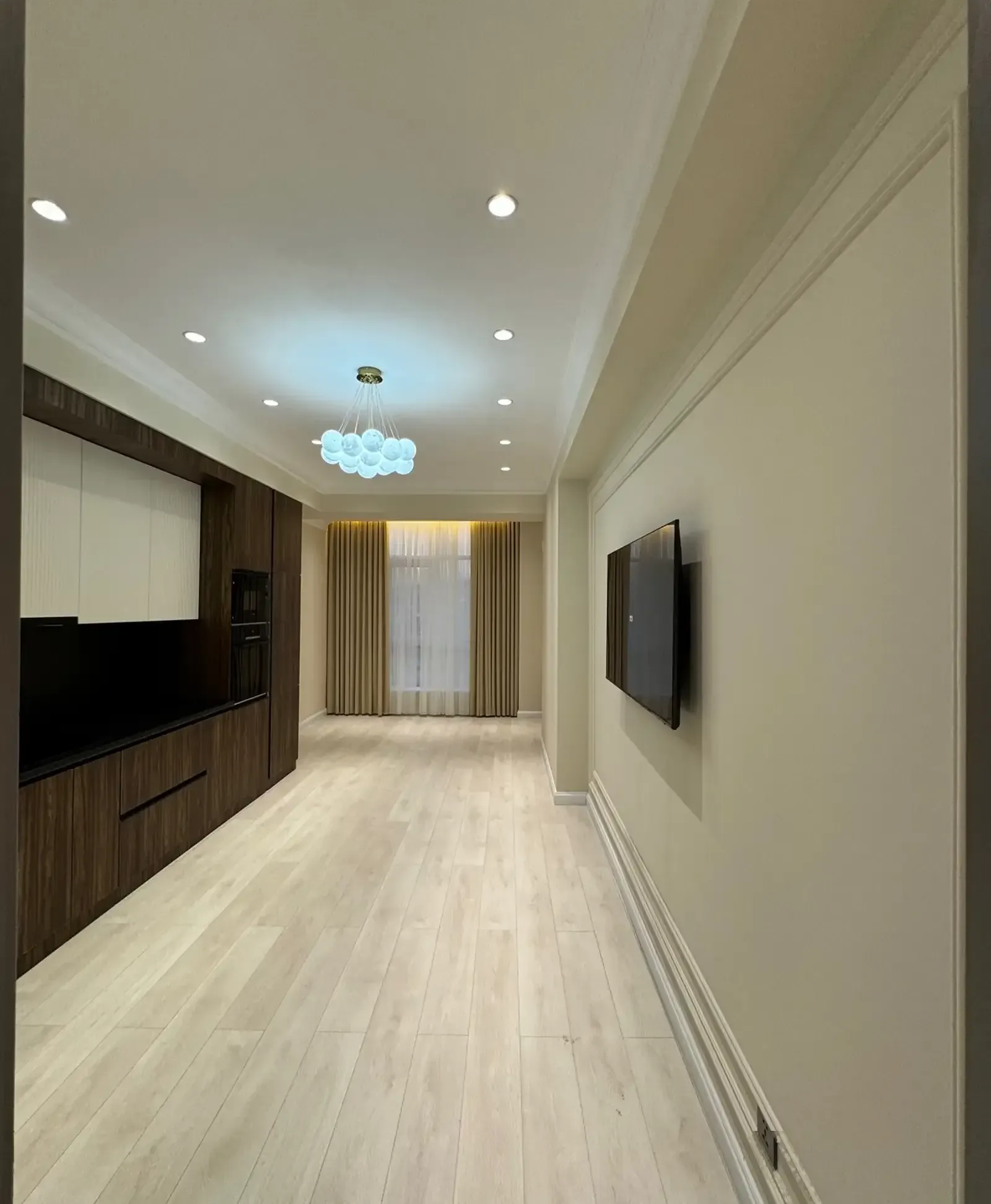 2-комн. квартира, 8 этаж, 95м², Шохмансур/Созидание
