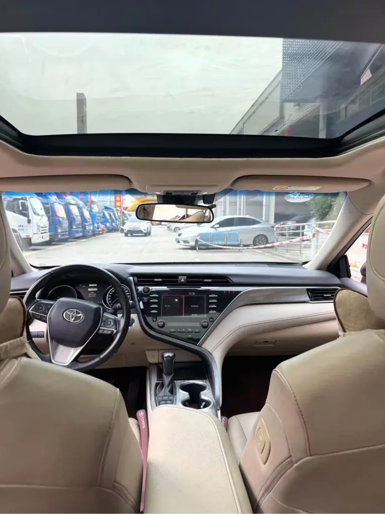 Toyota Camry, 2018