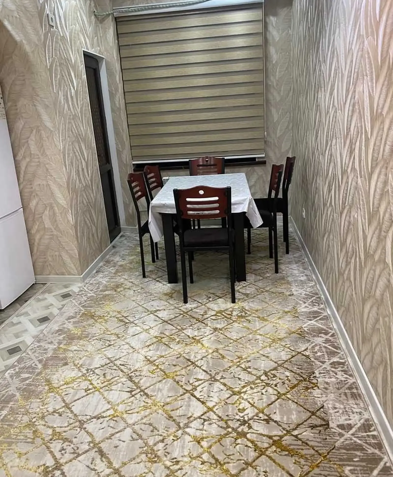 1-комн. квартира, 3 этаж, 50 м², Шохмансур Павароти 4 дома