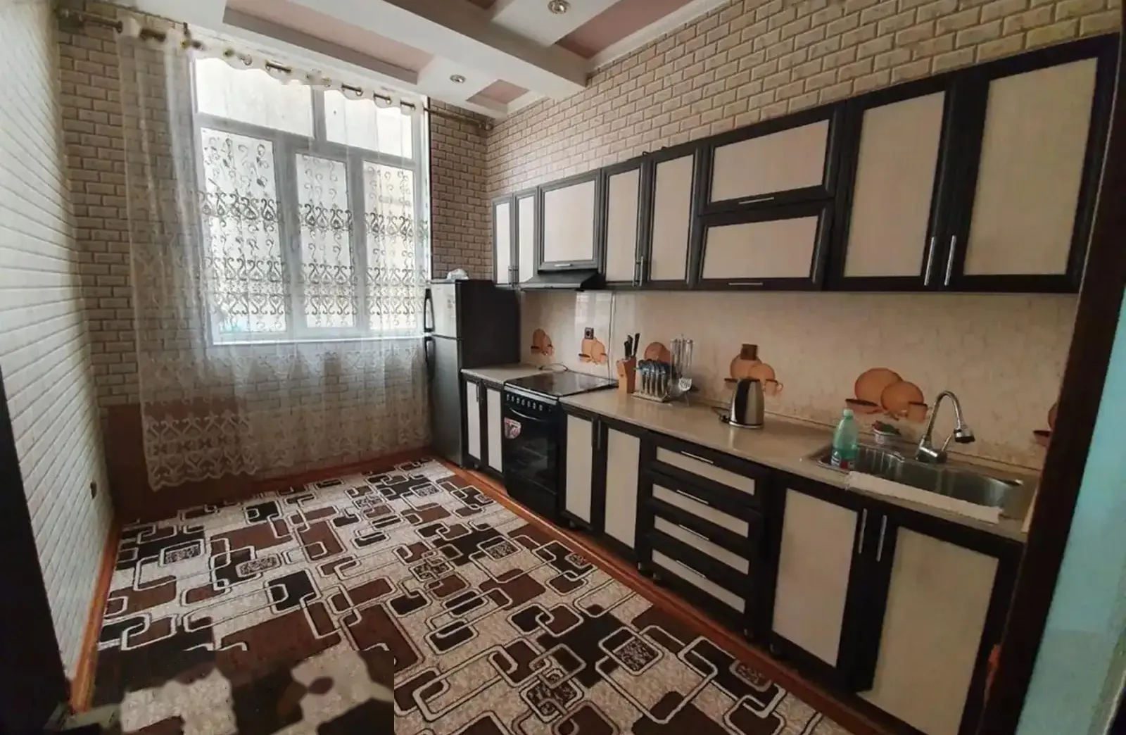 3-комн. квартира, 4 этаж, 97м², сино
