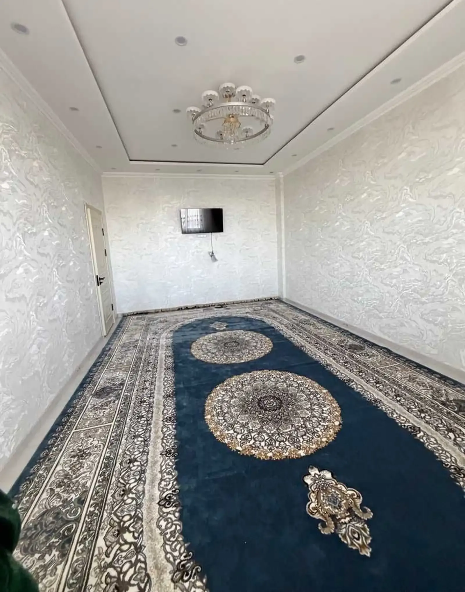 3-комн. квартира, 11 этаж, 97 м², шохмансур