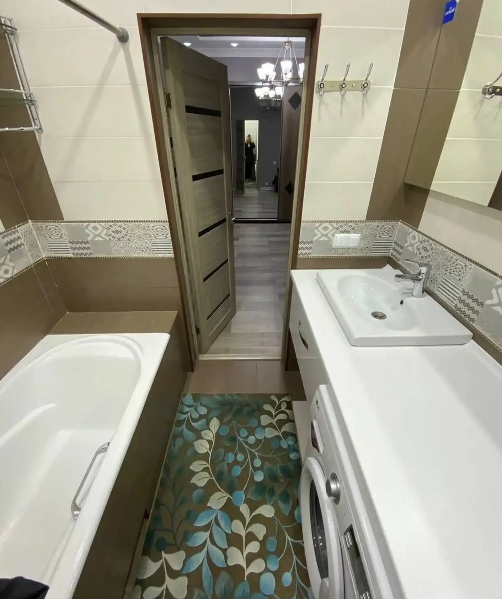 2-комн. квартира, 10 этаж, 100 м², Шохмансур