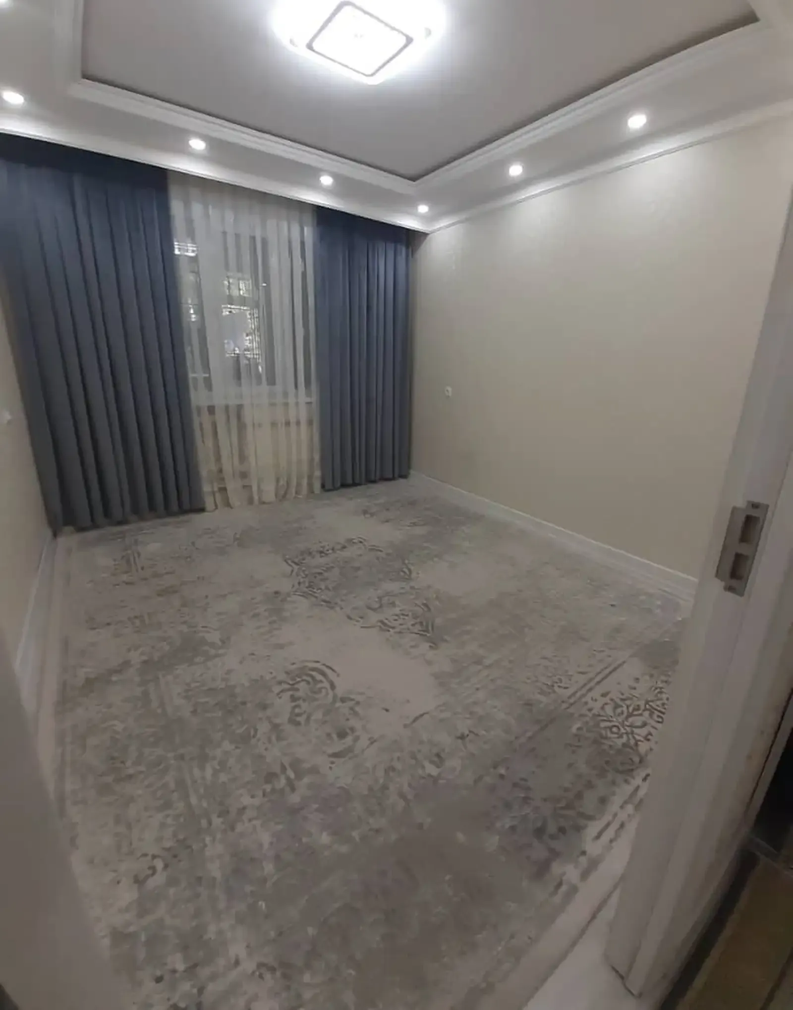 3-комн. квартира, 4 этаж, 70 м², Сино