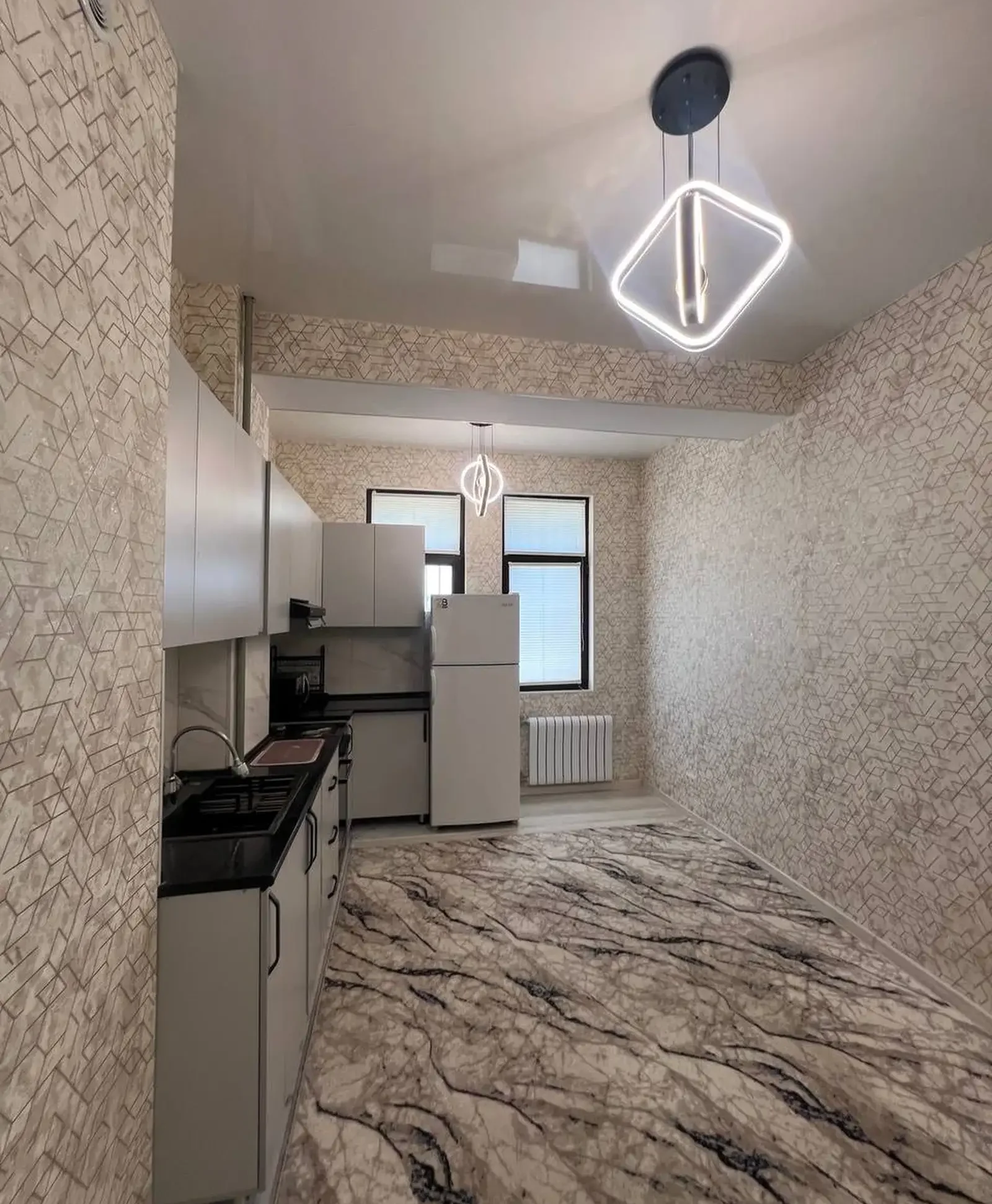 2-комн. квартира, 13 этаж, 75 м², Фирдавси