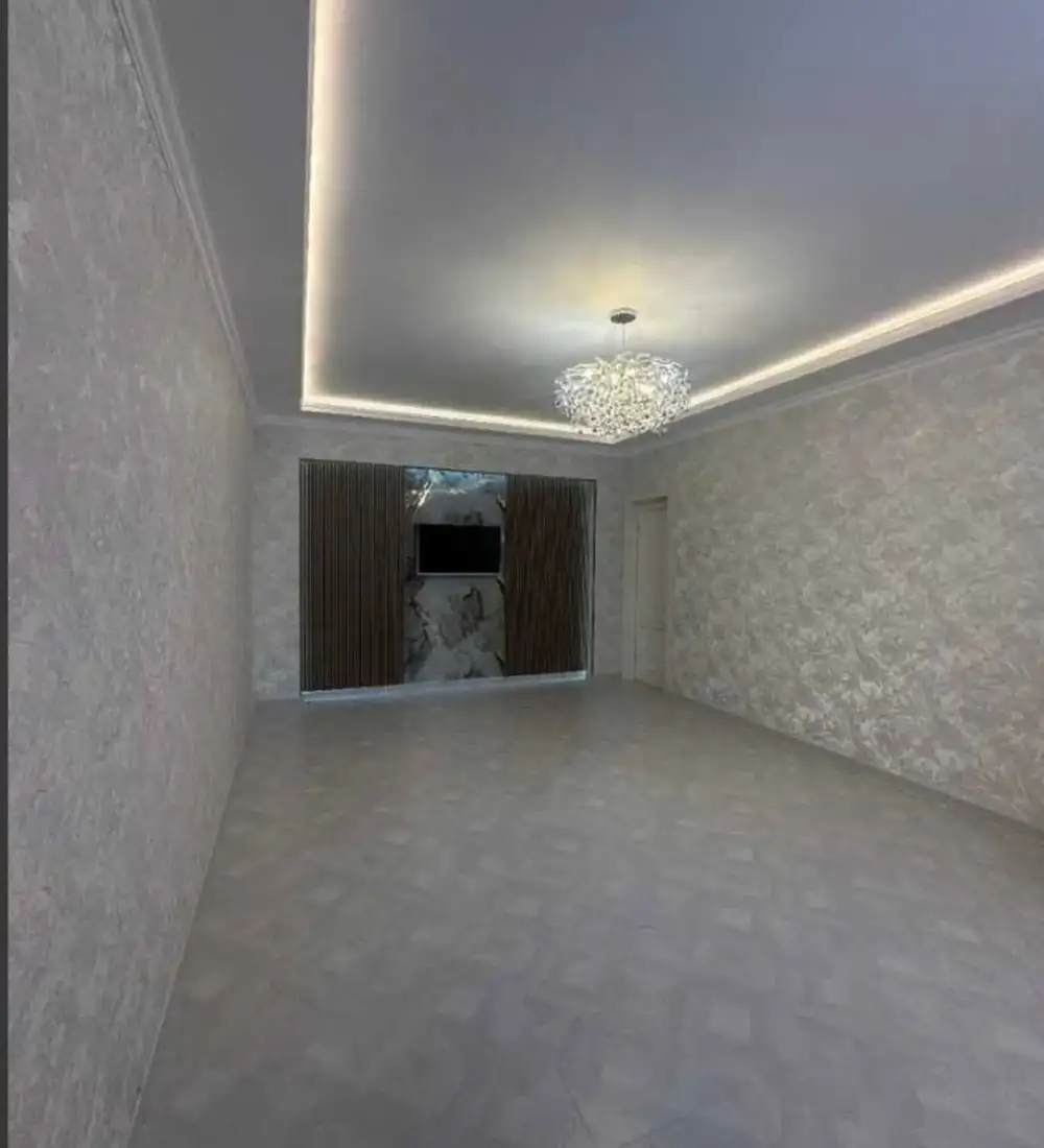 2-комн. квартира, 5 этаж, 90 м², Исмоили Сомонӣ