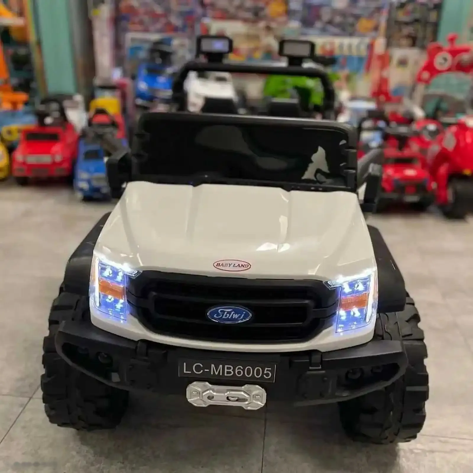 Детский электромобиль