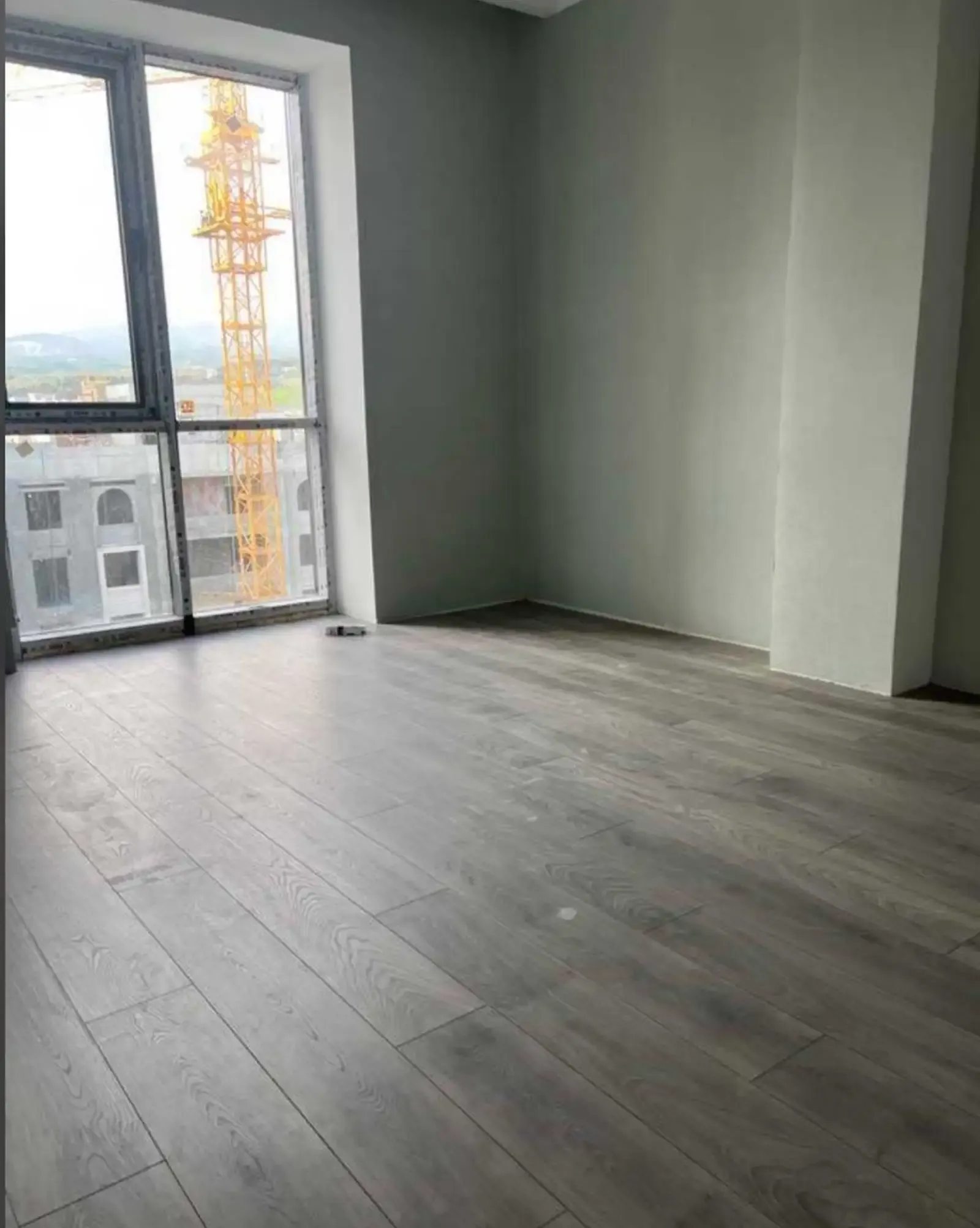 4-комн. квартира, 14 этаж, 142 м², Шохмансур