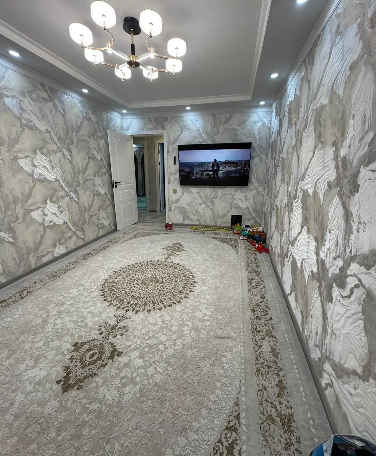 3-комн. квартира, 1 этаж, 53 м², Сино