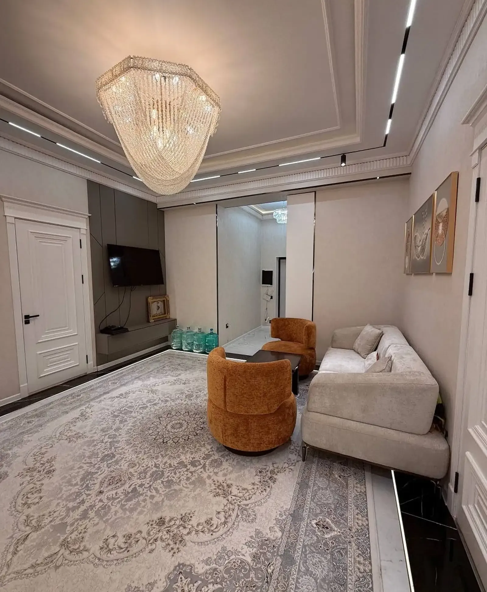 3-комн. квартира, 2 этаж, 104 м², Исмоили Сомони, Славянский университет, с зади айти Парк