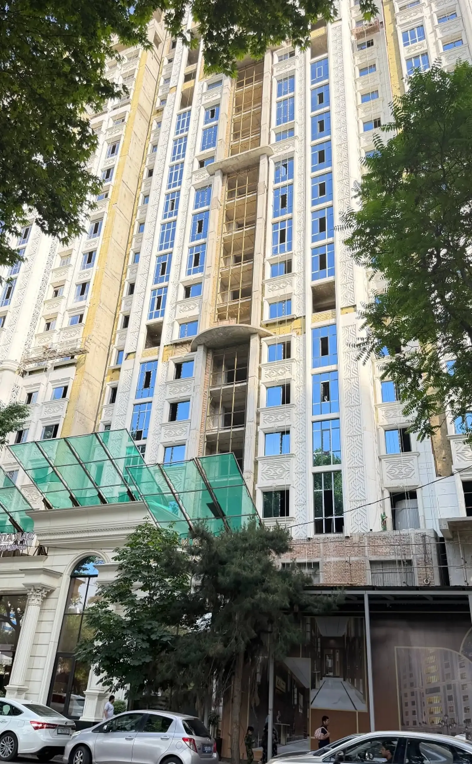 2-комн. квартира, 11 этаж, 114 м², Исмоили Сомони Сафина Shoh Palas