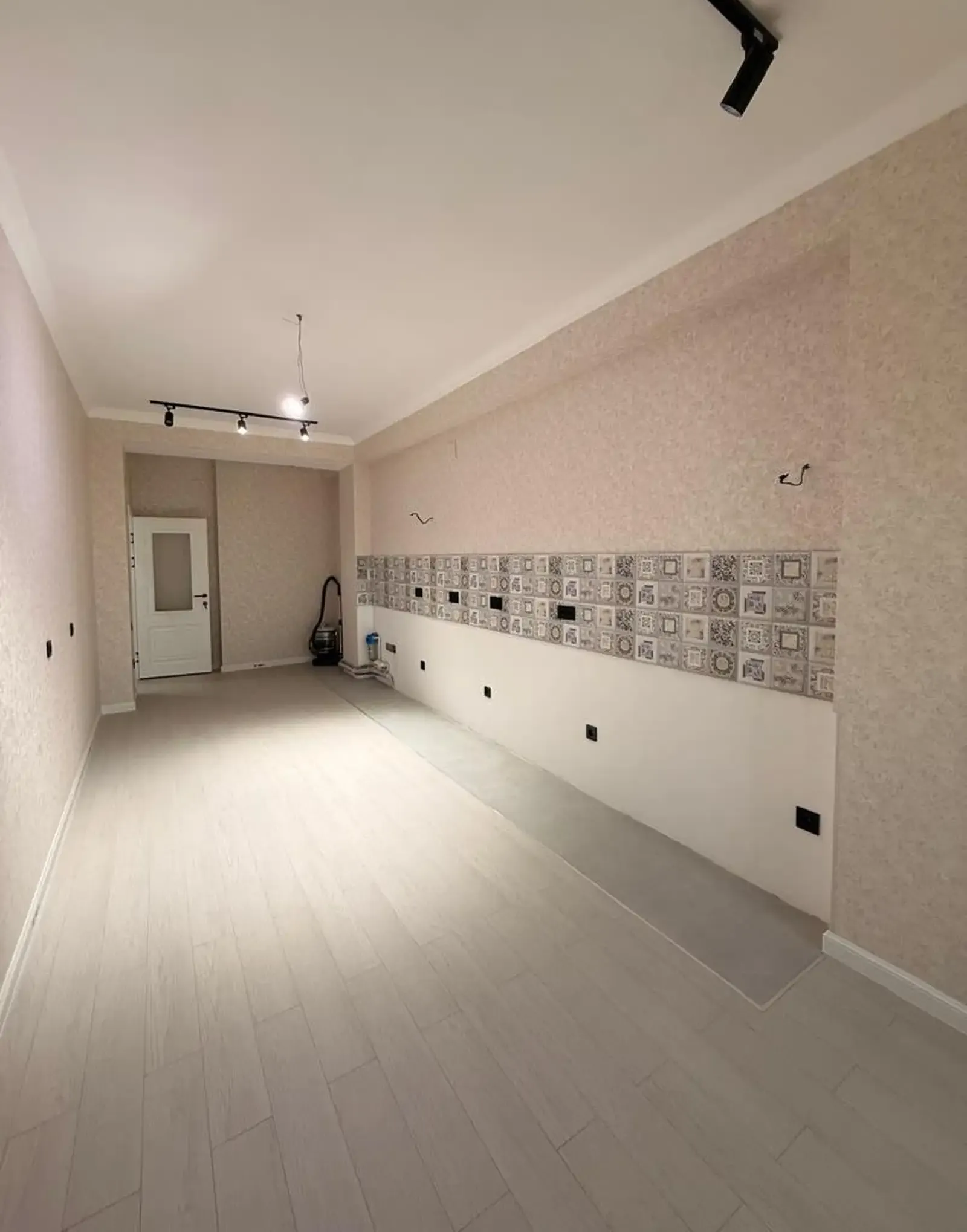 3-комн. квартира, 12 этаж, 126 м², Славянский