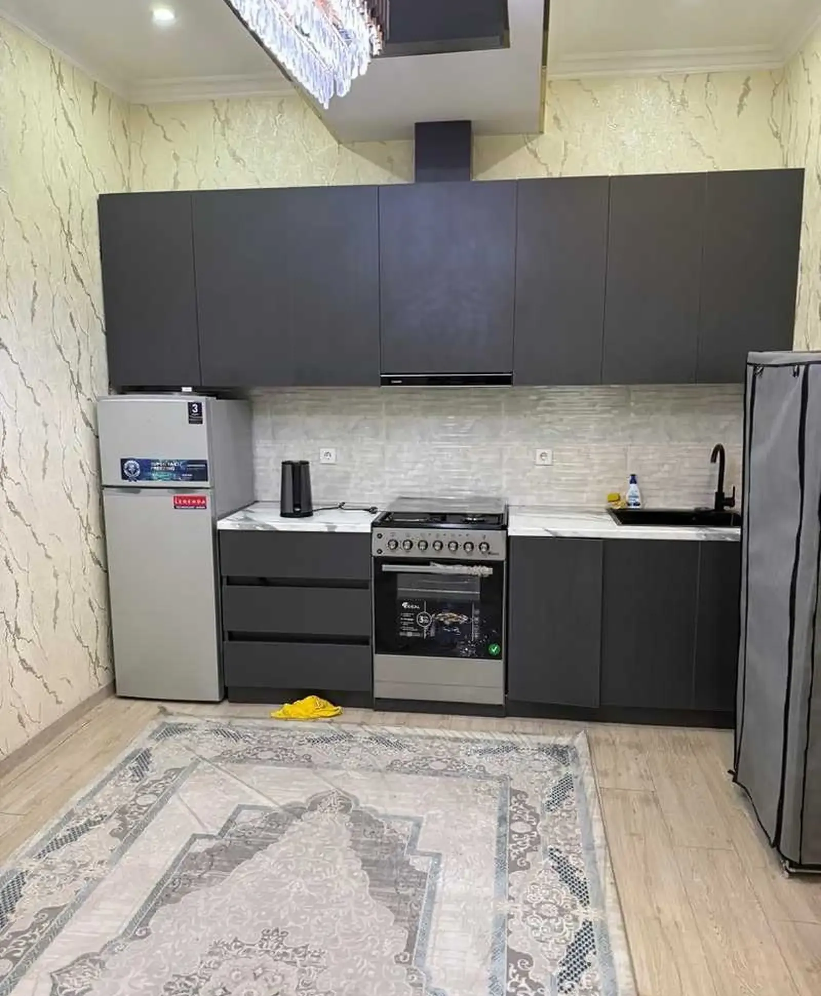 2-комн. квартира, 11 этаж, 62м², Голубой Экран