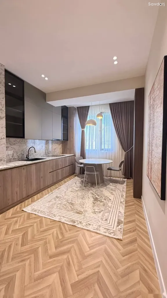 2-комн. квартира, 17 этаж, 85 м², сино