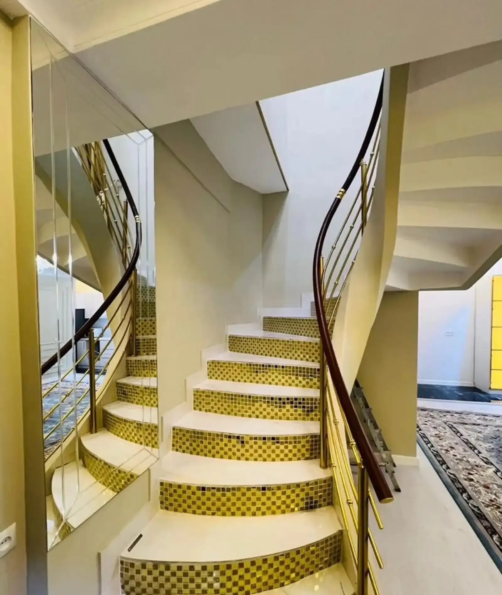 2-комн. квартира, 10 этаж, 172м², Исмоили Сомони