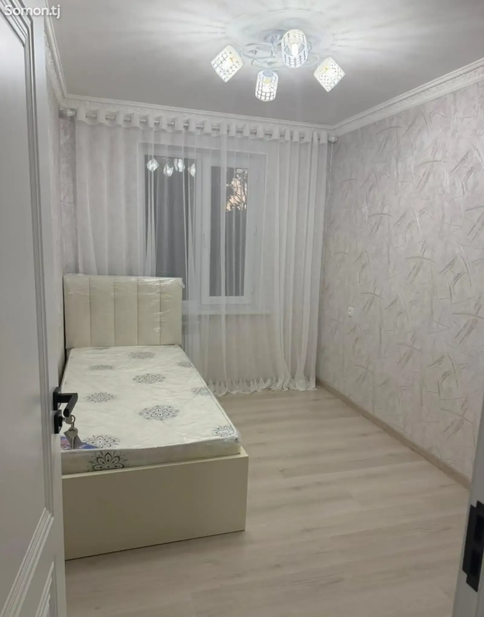 3-комн. квартира, 4 этаж, 68м², Профсоюз, главный Ёвар
