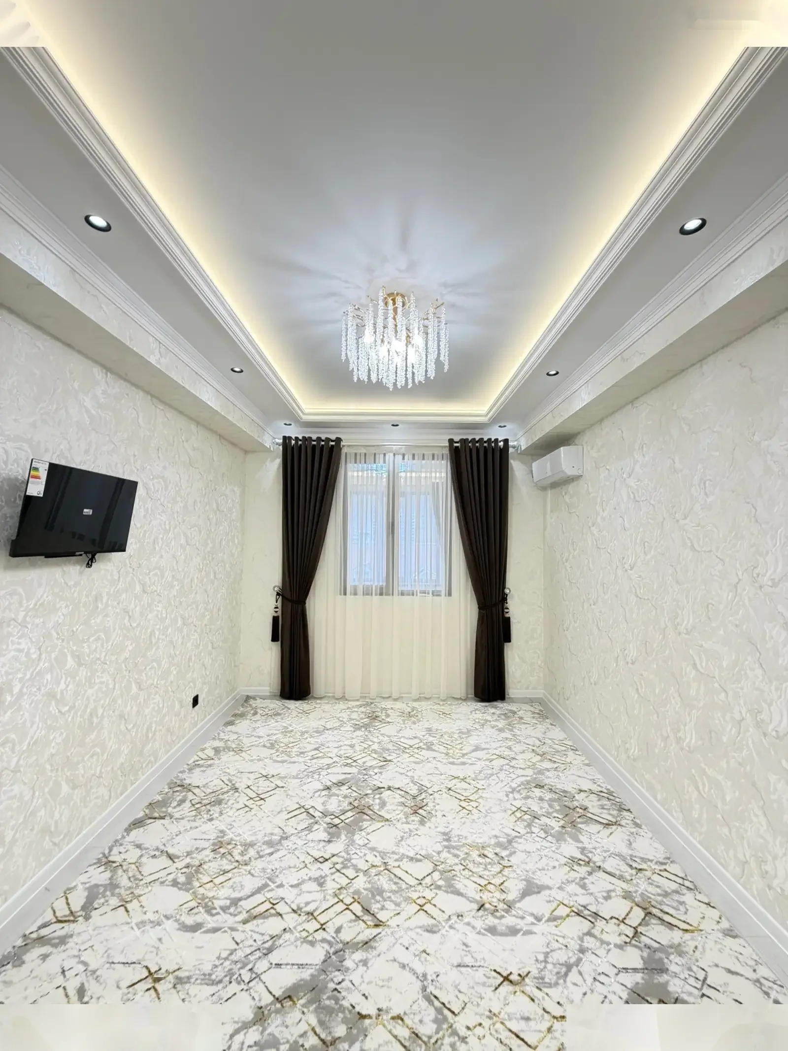 4-комн. квартира, 8 этаж, 93 м², 12 мкр — фото 3