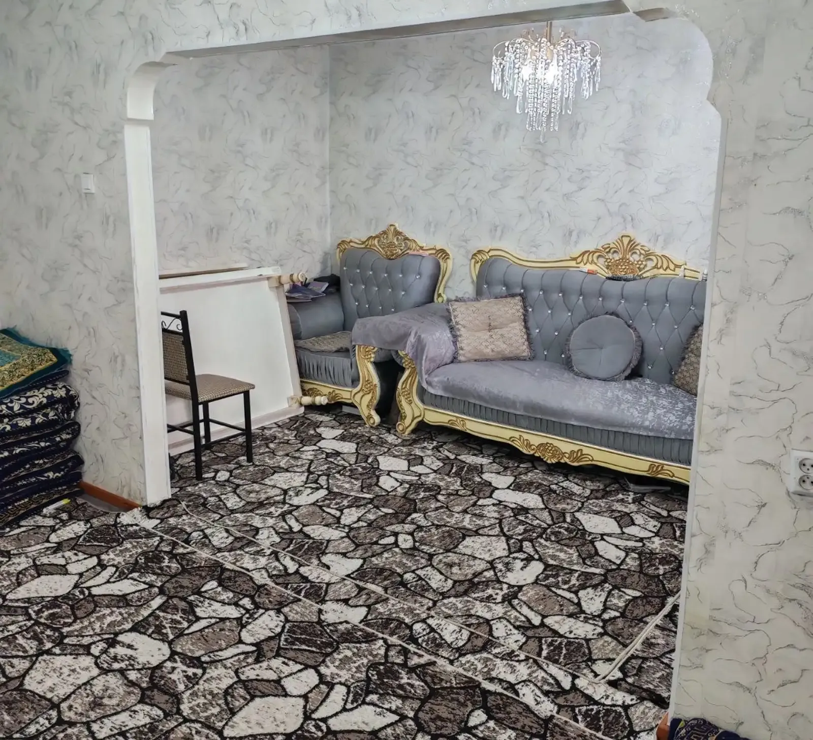 4-комн. квартира, 4 этаж, 80 м², Сино Испечак