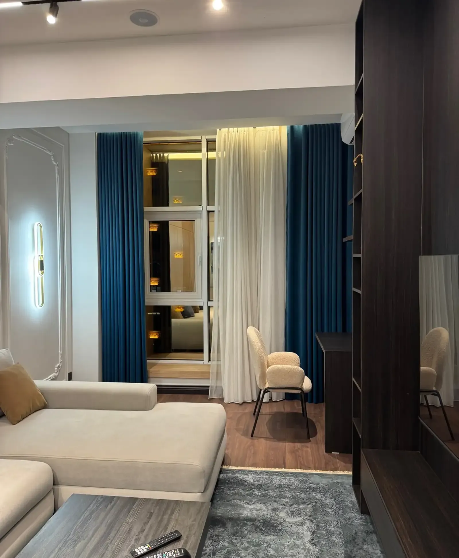 2-комн. квартира, 13 этаж, 65м², Шохмансур/Пайкар