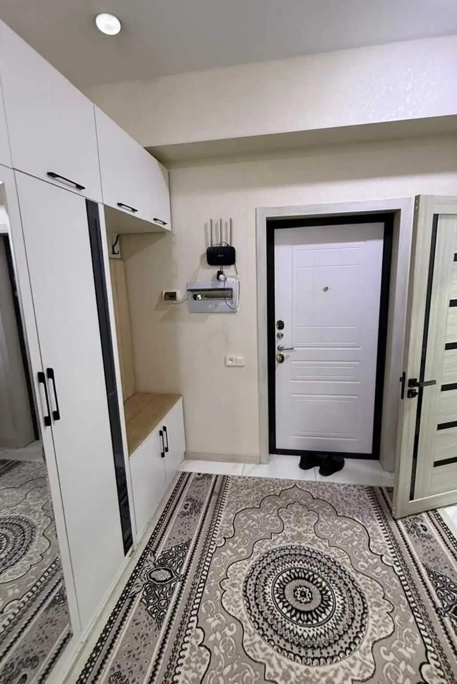 2-комн. квартира, 24 этаж, 58м², шохмансур назди гостиницаи HILTON