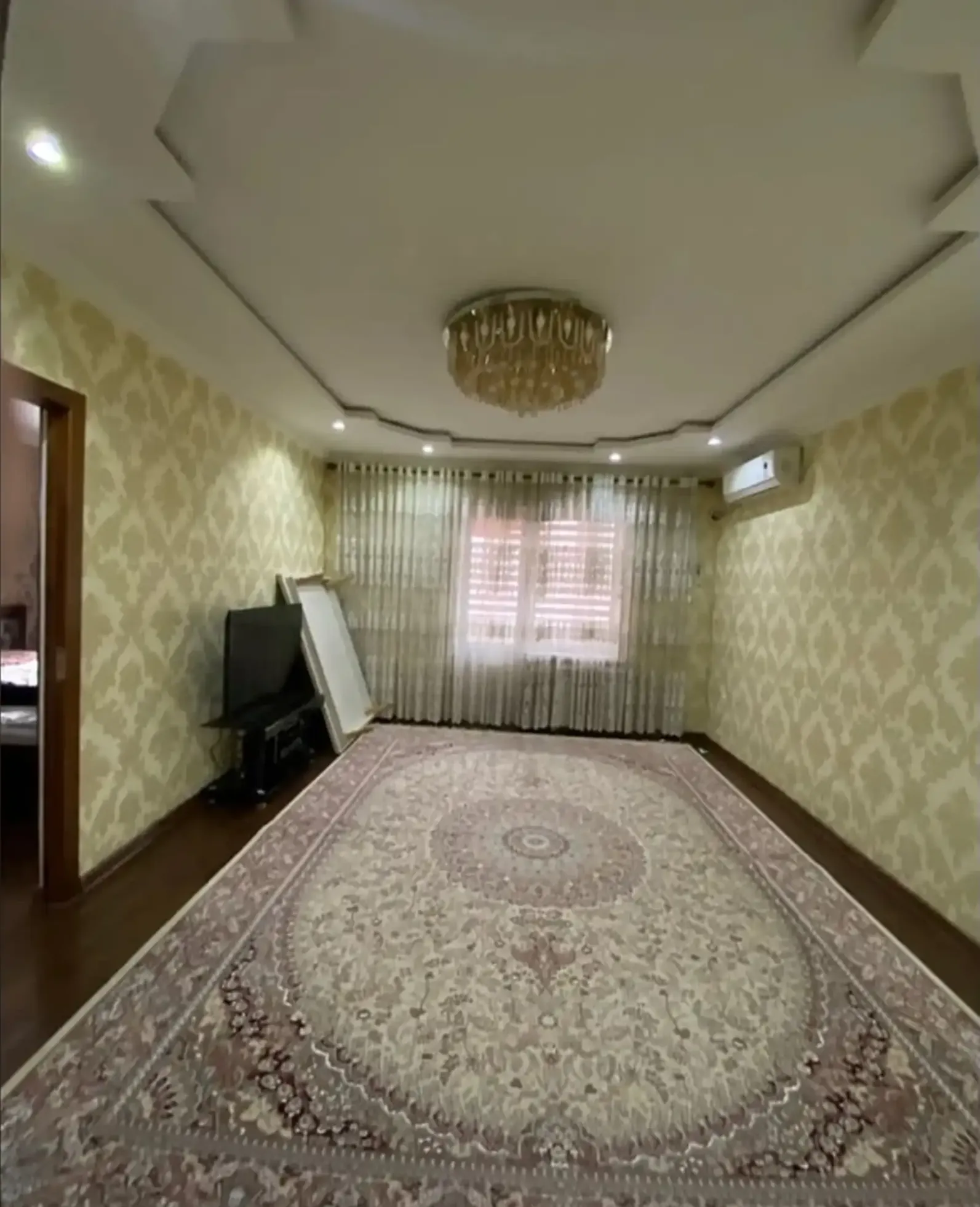 3-комн. квартира, 4 этаж, 76м², Фирдавси