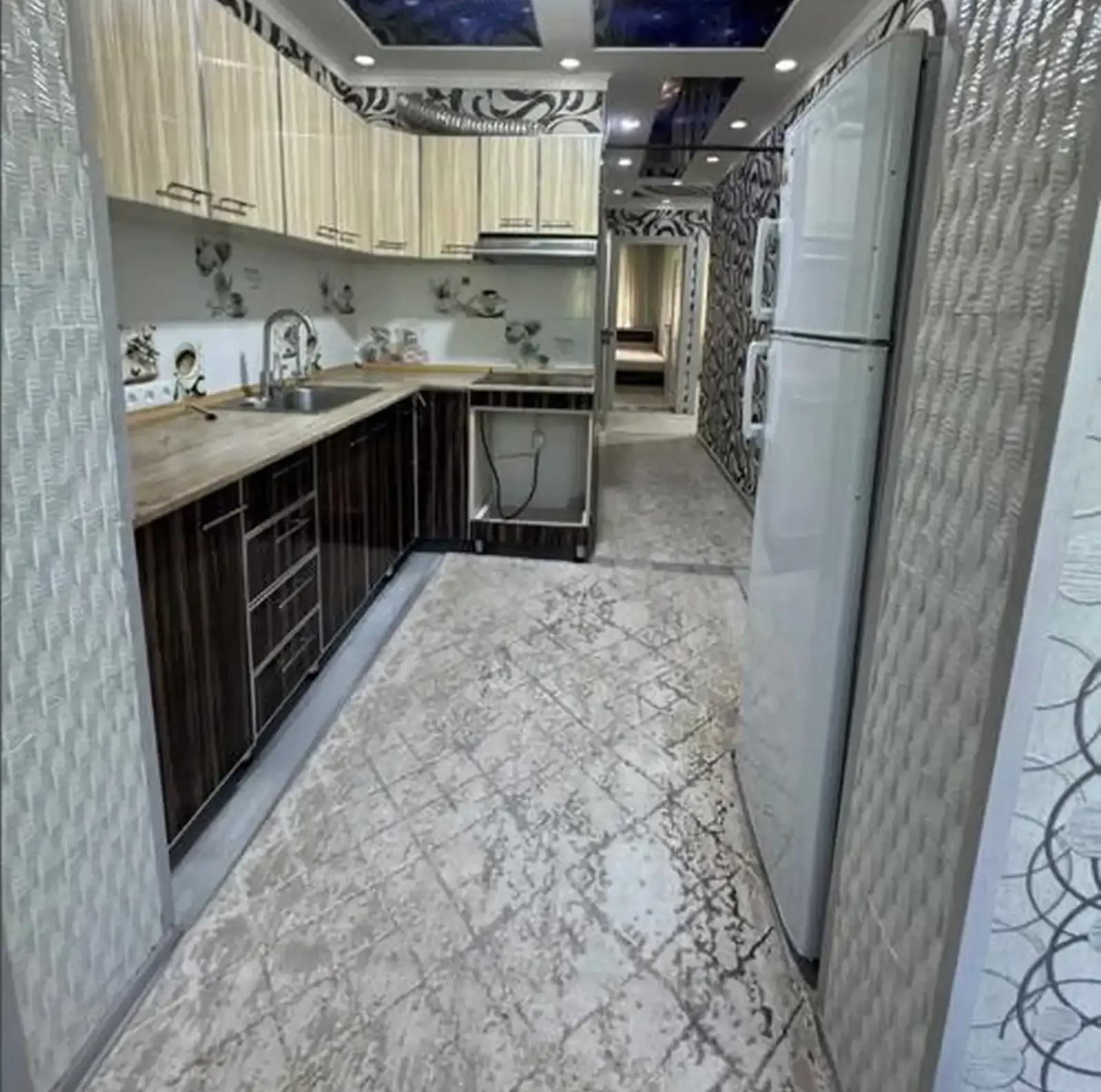 2-комн. квартира, 4 этаж, 65м², Сино