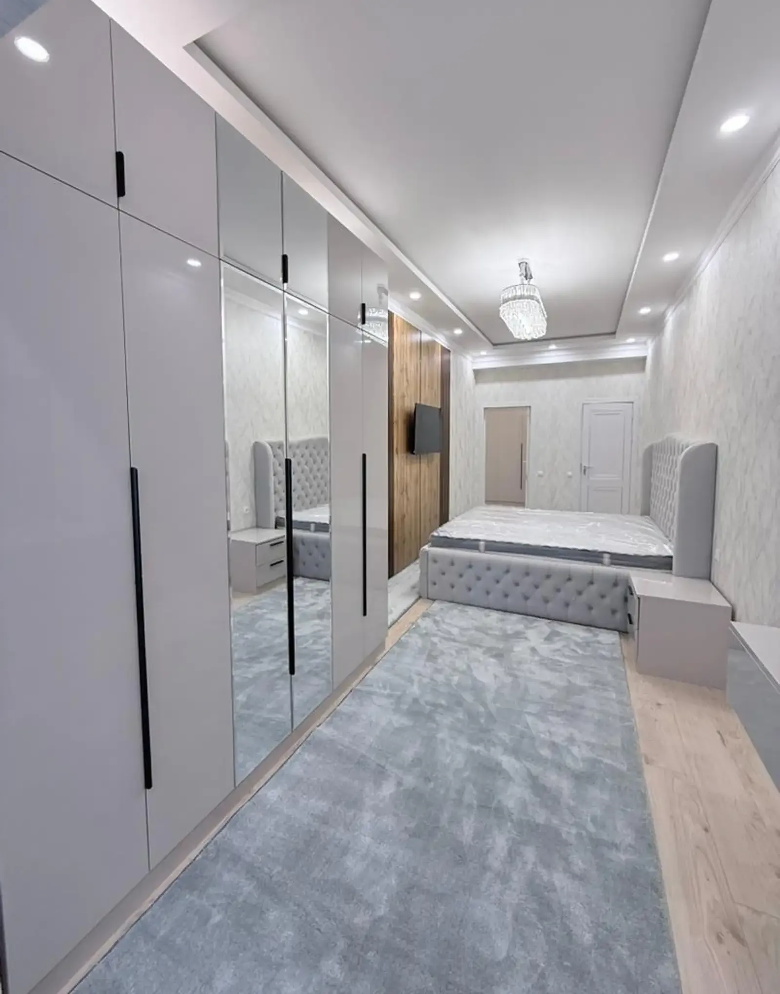 3-комн. квартира, 14 этаж, 118 м², 112 мкр, после Дома Супермаркета Пайкар