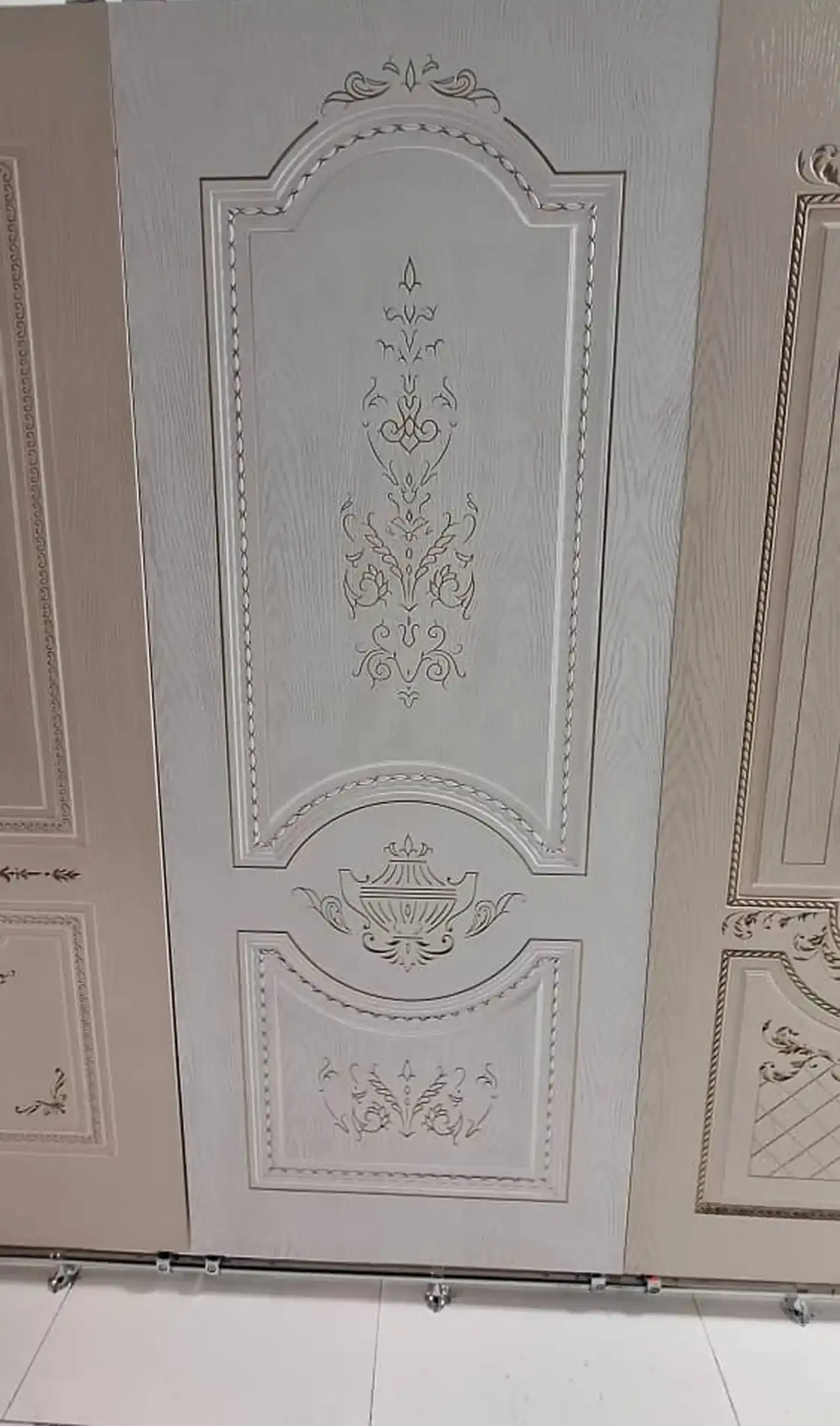 Дверь