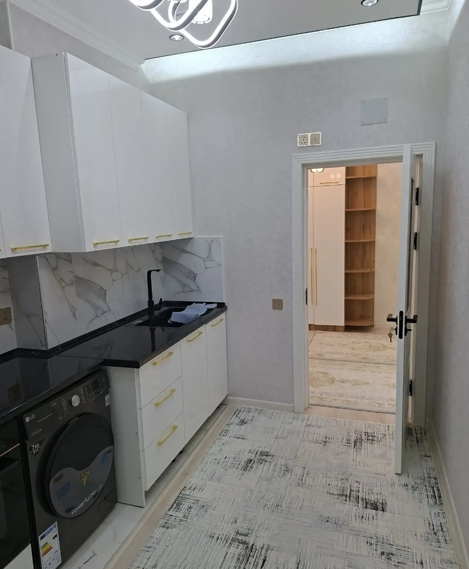3-комн. квартира, 10 этаж, 87 м², Сино