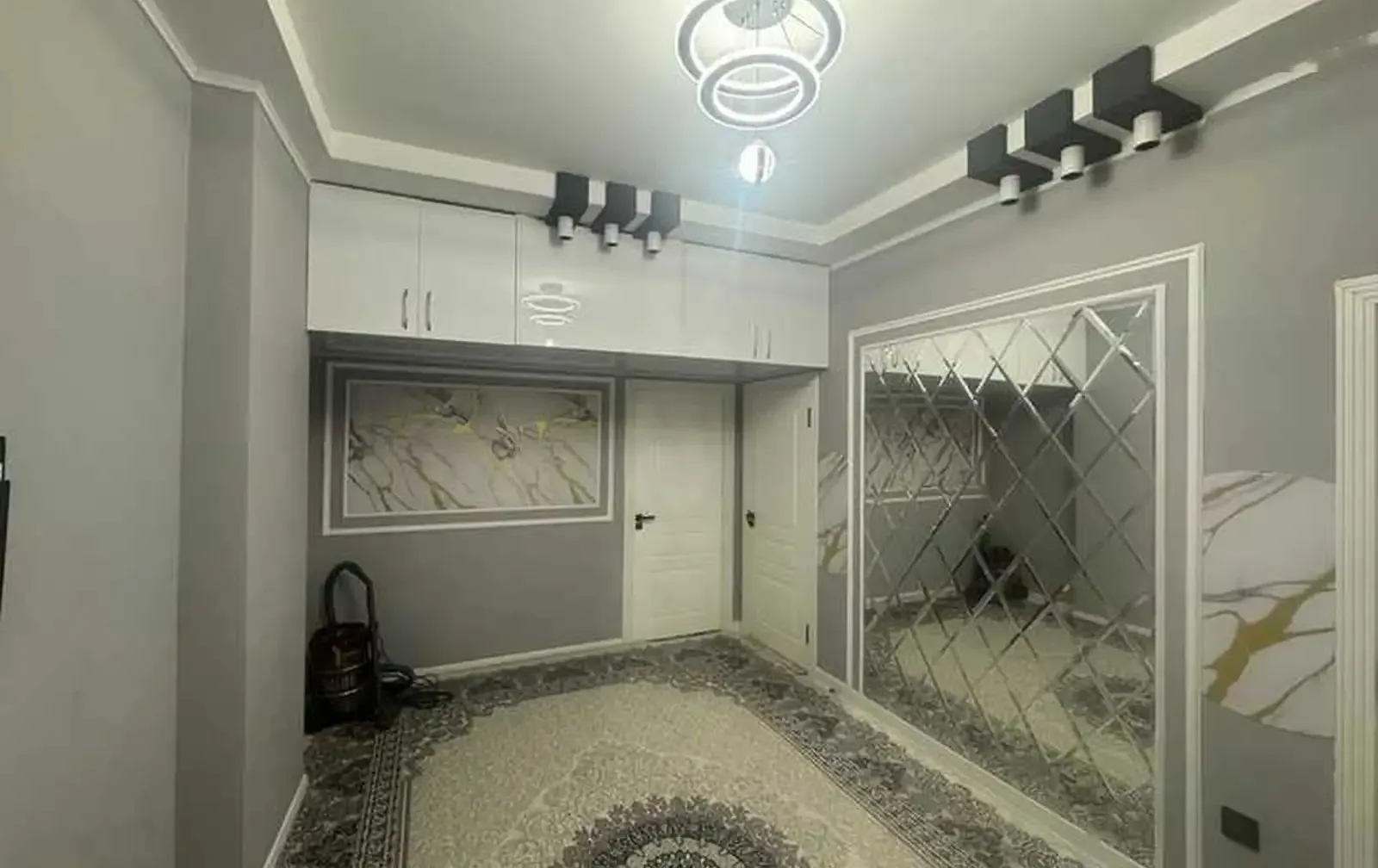 2-комн. квартира, 14 этаж, 70м², Фирдавси