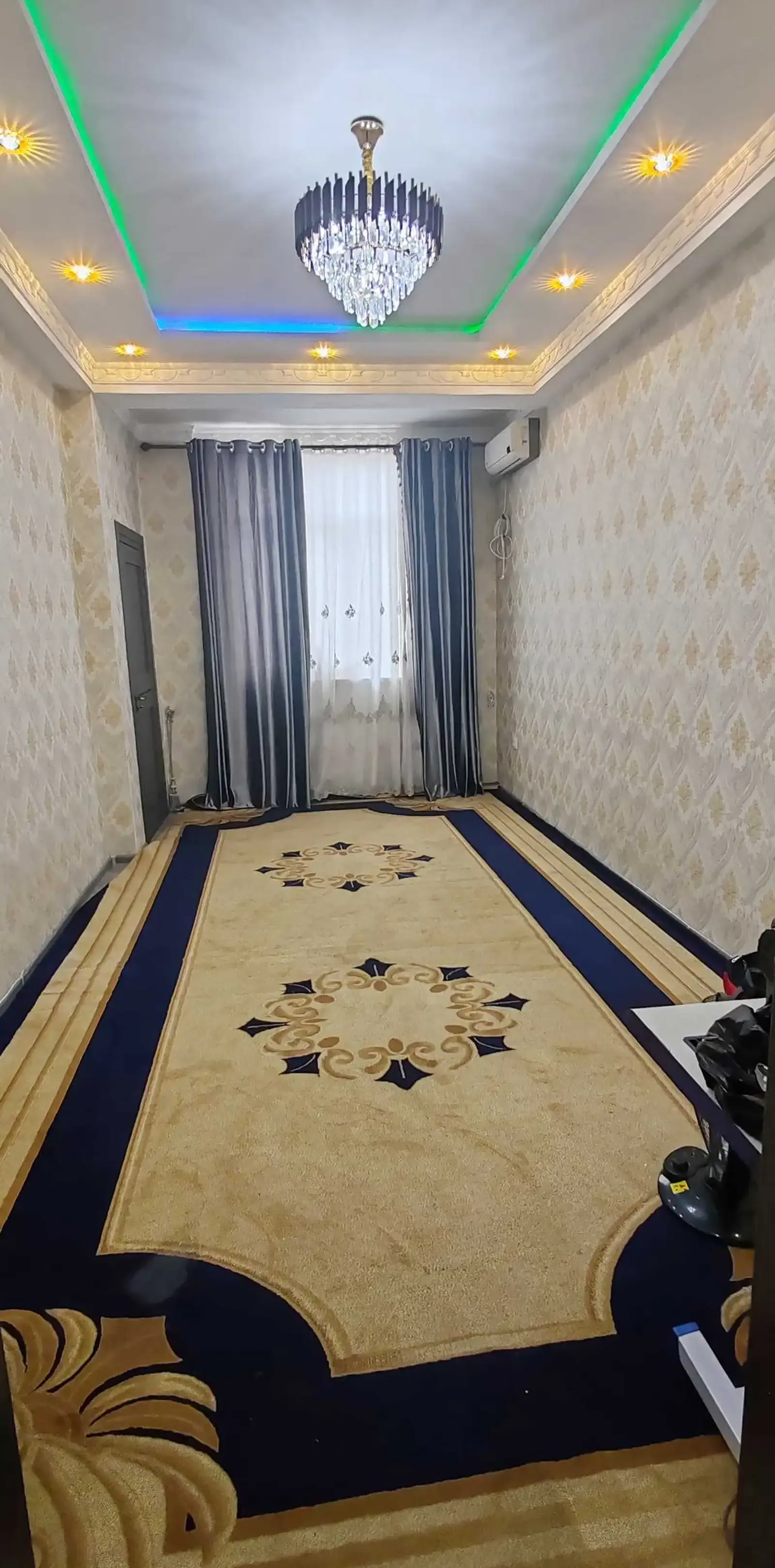 3-комн. квартира, 2 этаж, 90 м², Фирдавси