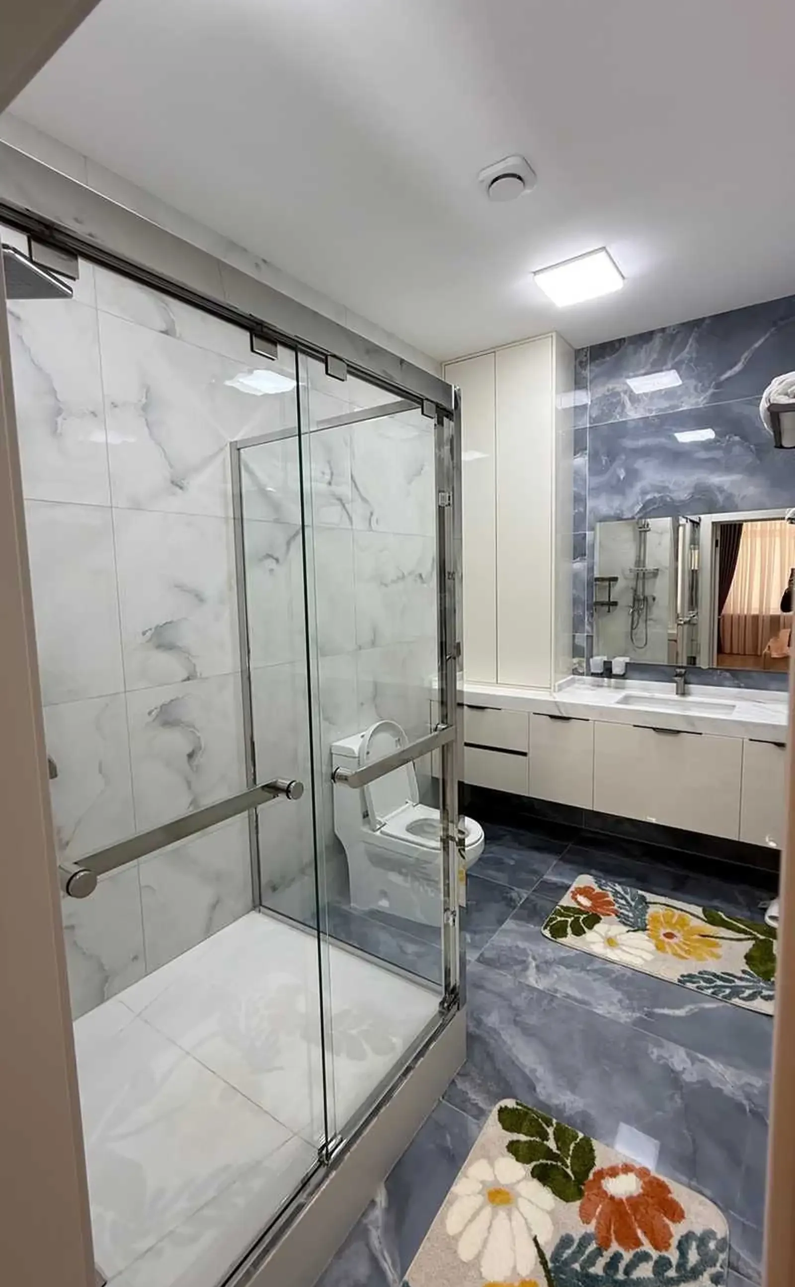 3-комн. квартира, 3 этаж, 156м², Шохмансур доми Империя