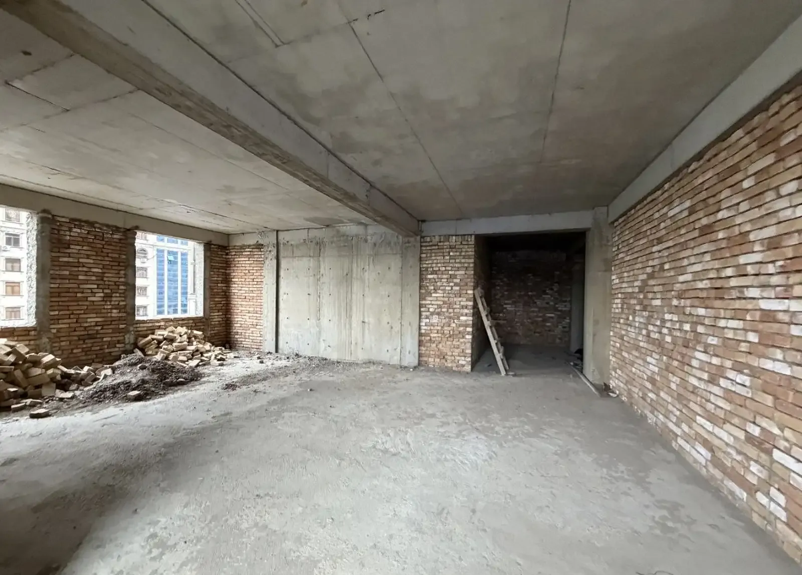 2-комн. квартира, 2 этаж, 77 м², Исмоили Сомони Мехргон