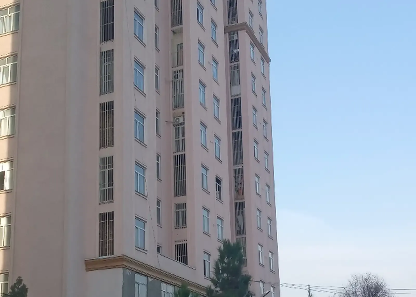 Помещение под магазин / салон, 69м², Донишгохи Тичорати