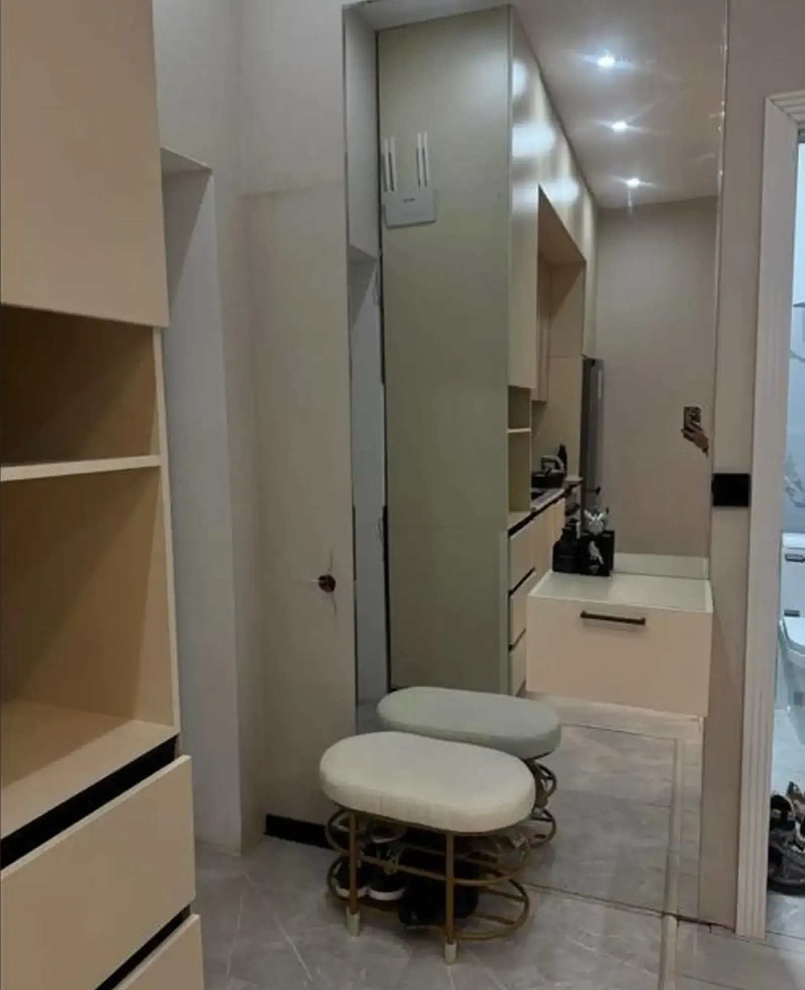 3-комн. квартира, 12 этаж, 98м², И Сомони