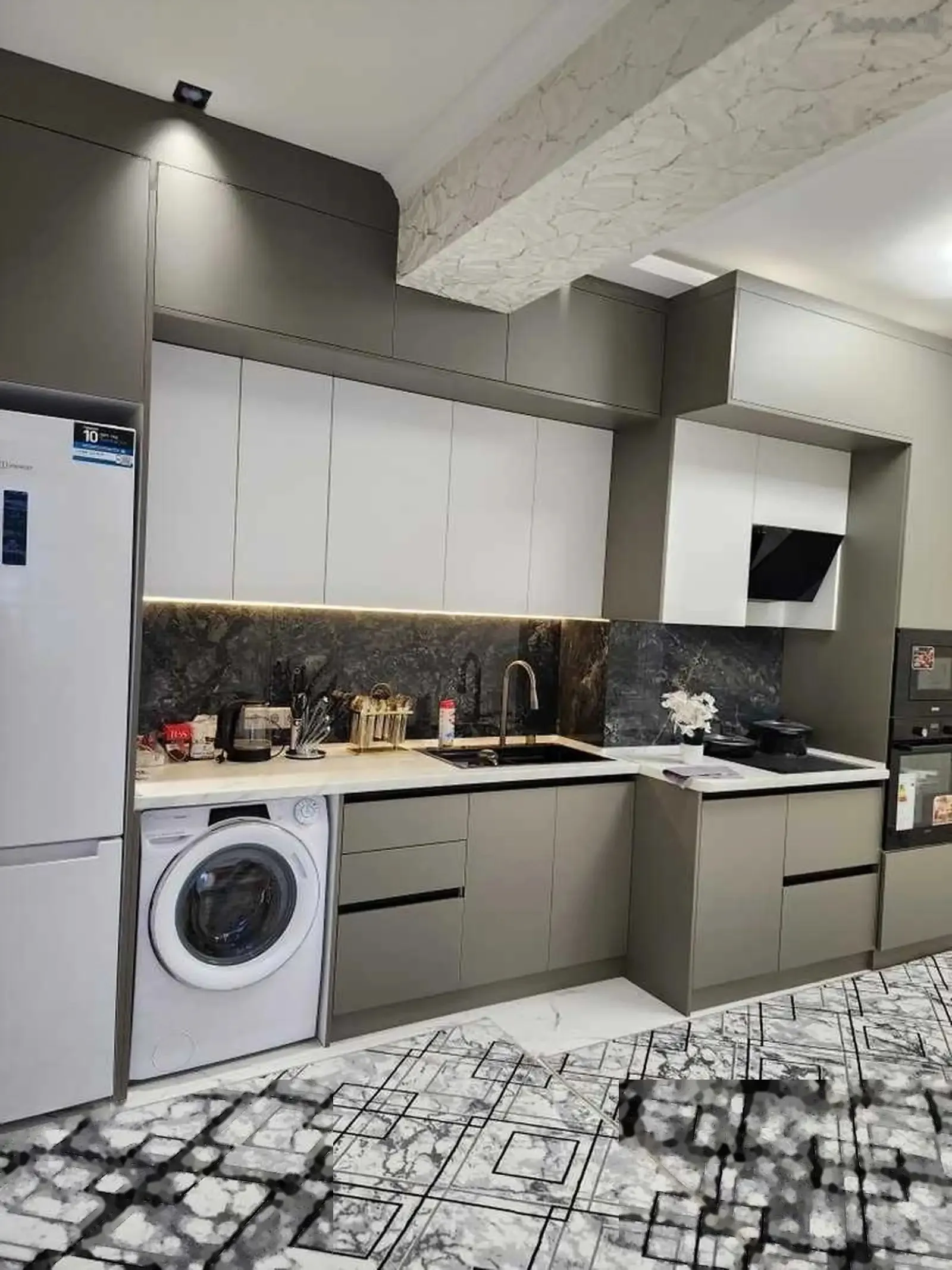 2-к квартира, 10 этаж, 74 м², Овир, доми Ёвар