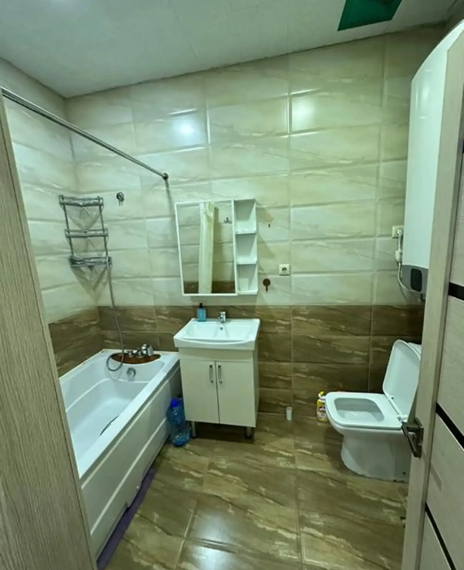 3-комн. квартира, 6 этаж, 76м², Сомони