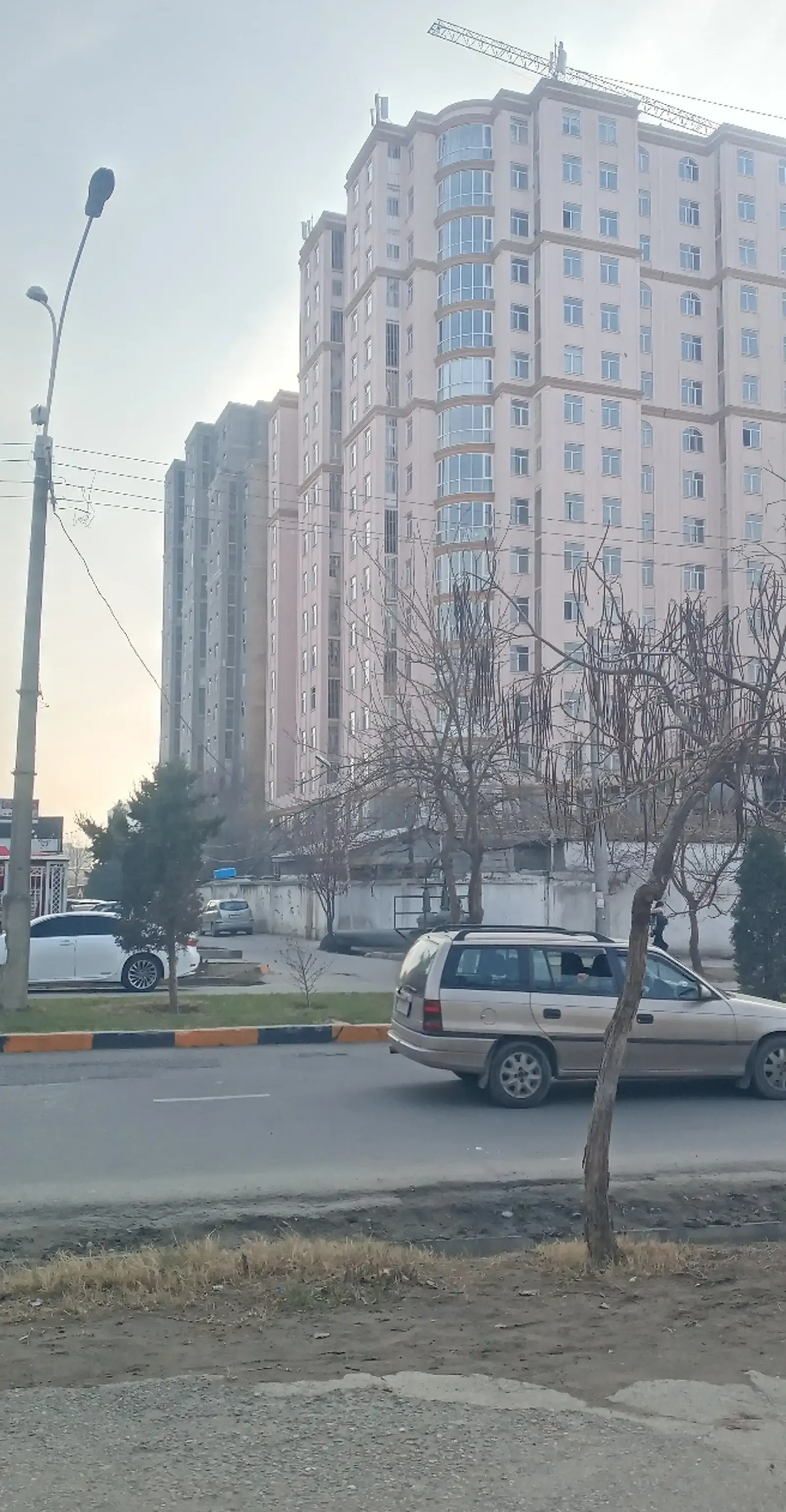 Помещение под магазин / салон, 69м², Донишгохи Тичорати