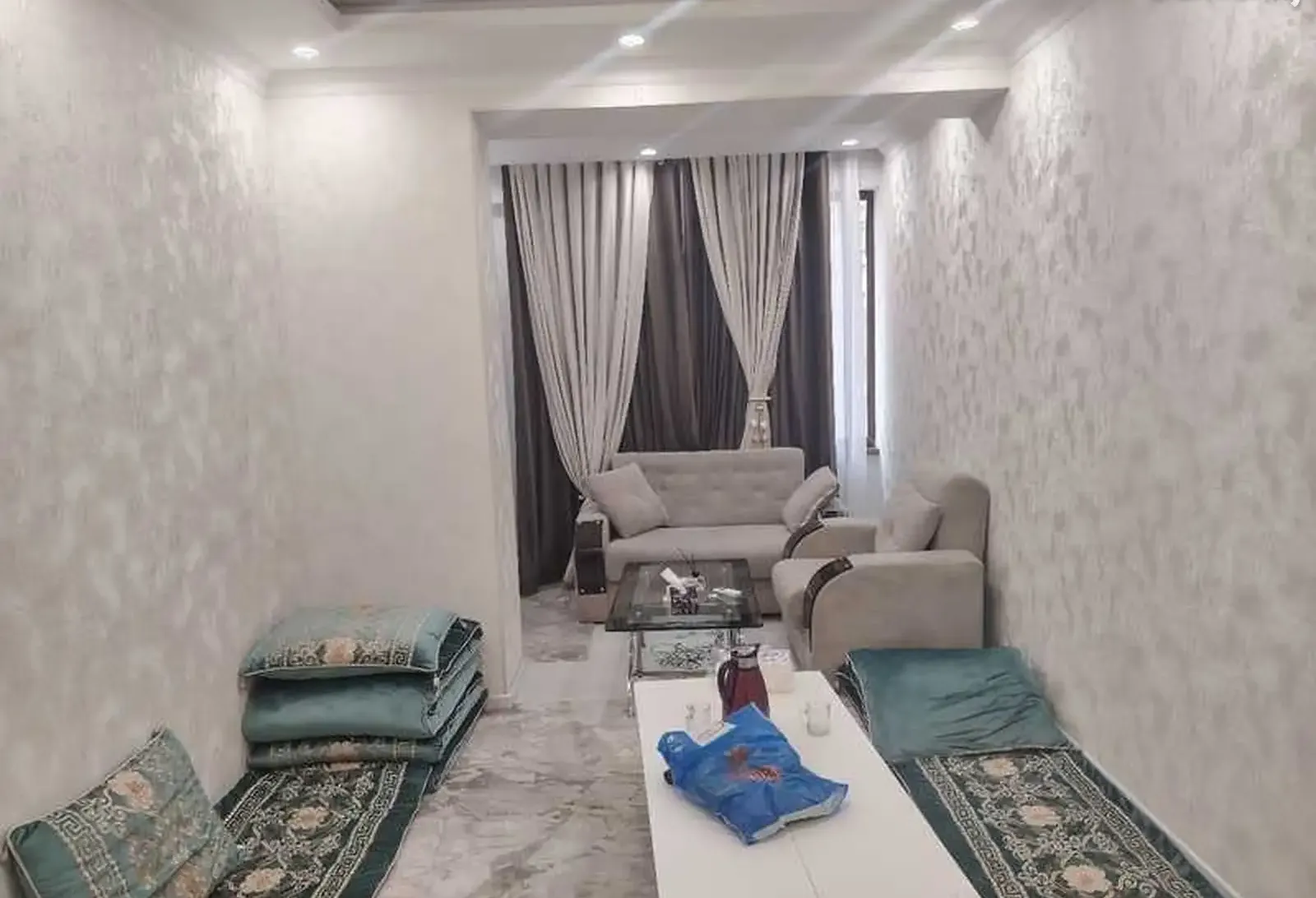 2-комн. квартира, 2 этаж, 68м², сино