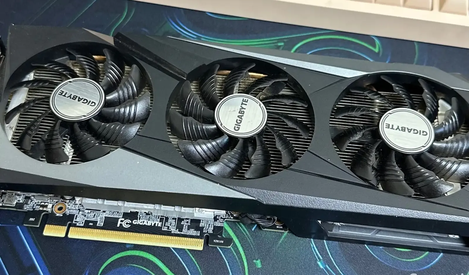 Видеокарта Gigabyte RTX 3050 8GB Eagle