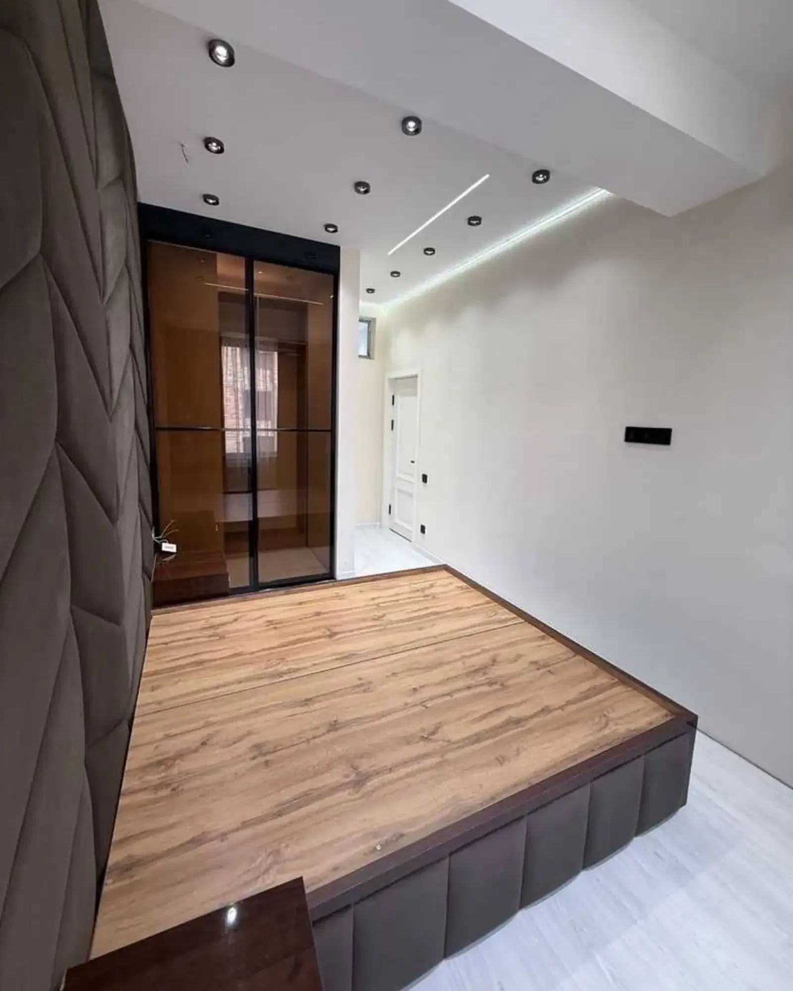 3-комн. квартира, 11 этаж, 72 м², Шохмансур Старый Аэропорт