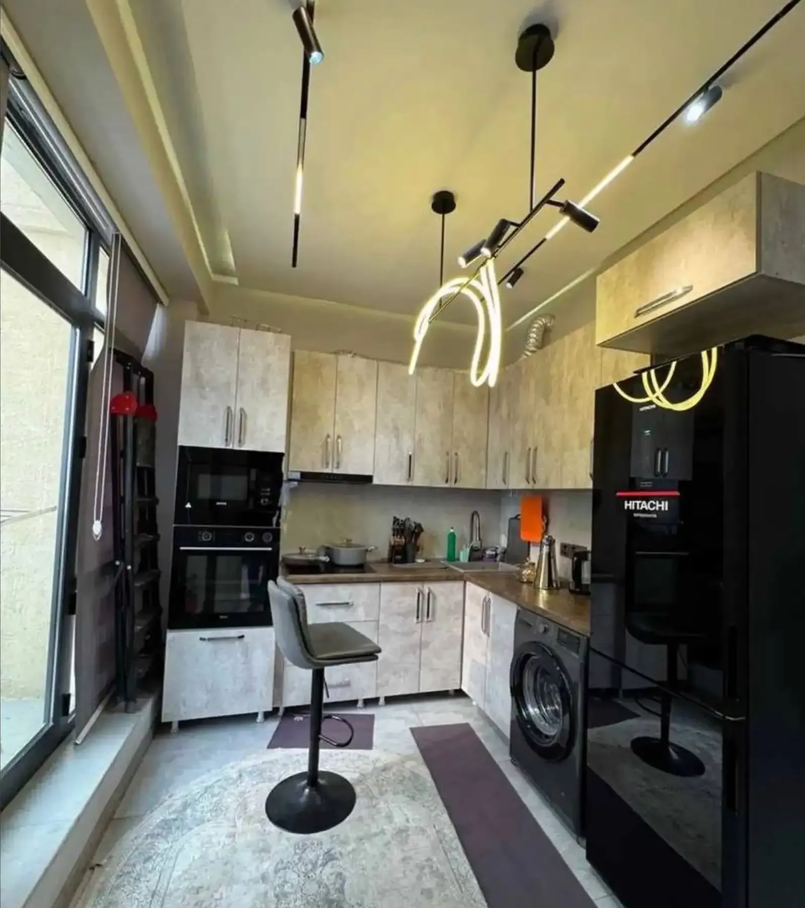 2-комн. квартира, 17 этаж, 50 м², Фирдавси
