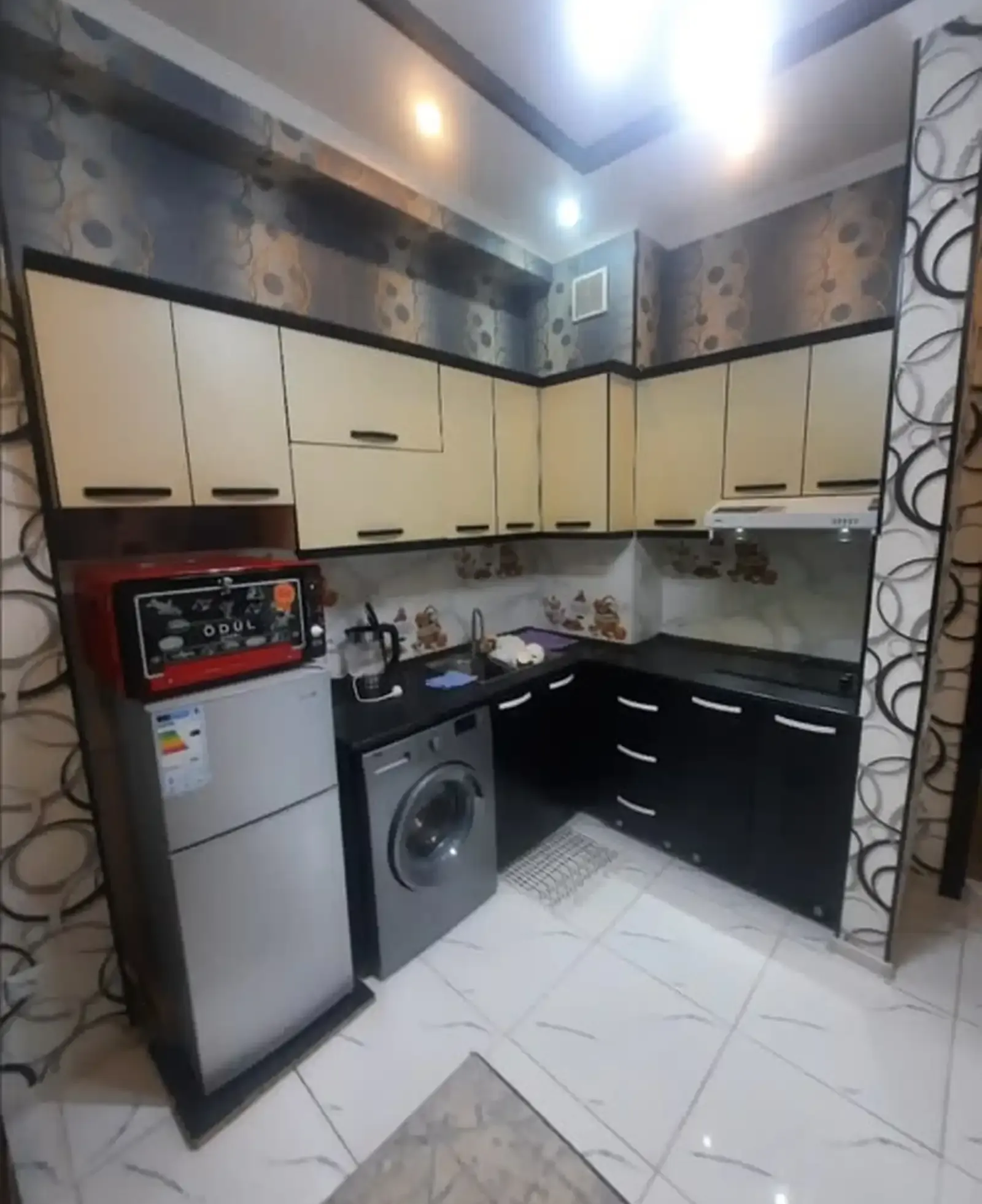 3-комн. квартира, 12 этаж, 69м², Шохмансур