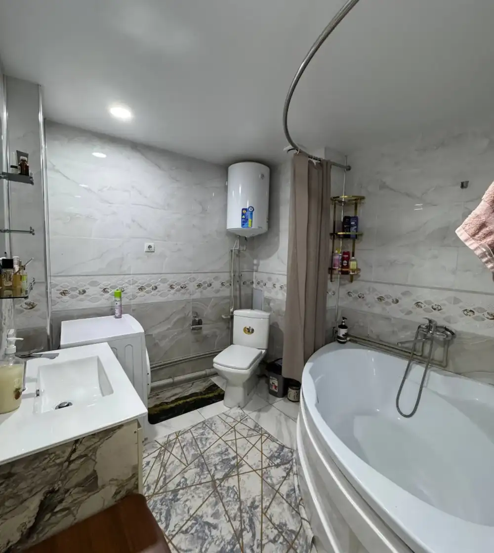 3-к квартира, 5 этаж, 102 м², фирдавси