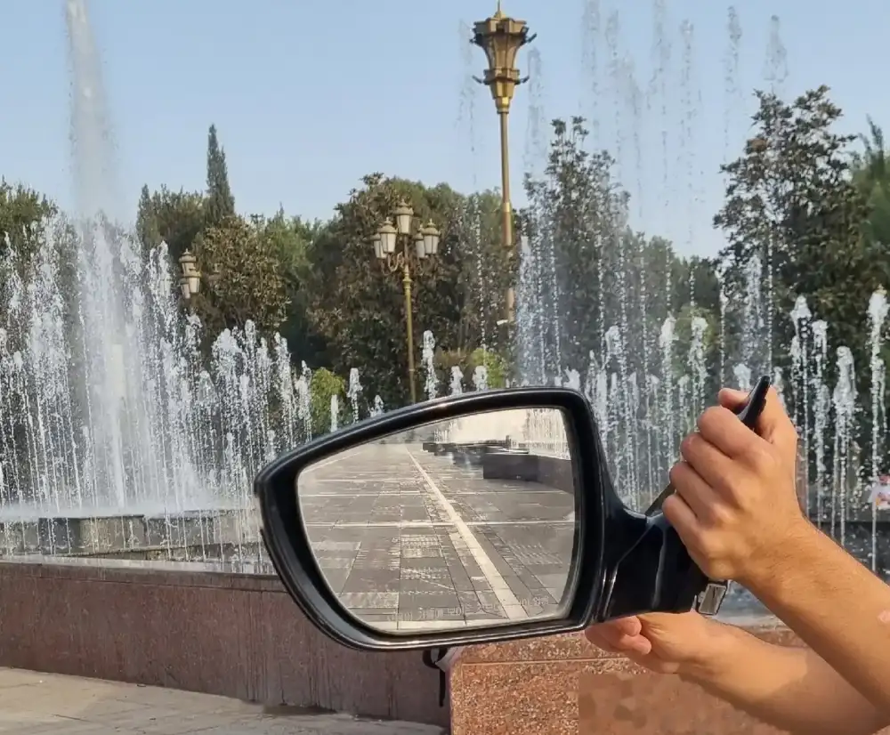 Боковое зеркало на Hyundai Sanata YF