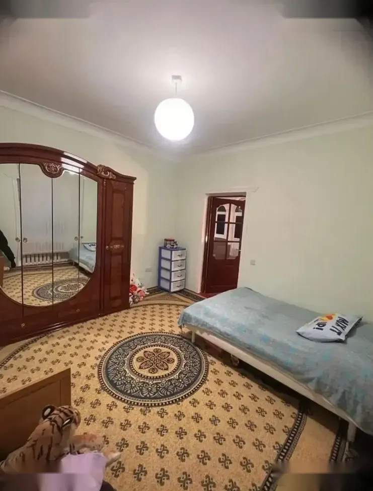 2-этажный, 8 комнатный дом, 430 м², Сомони