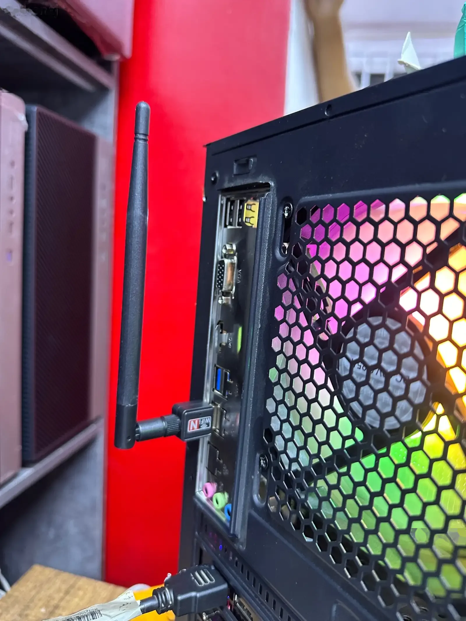 Игровой компьютер core i3 12100F/RAM 16GB DDR 4/RX 580 8GB/NVME M2 256GB