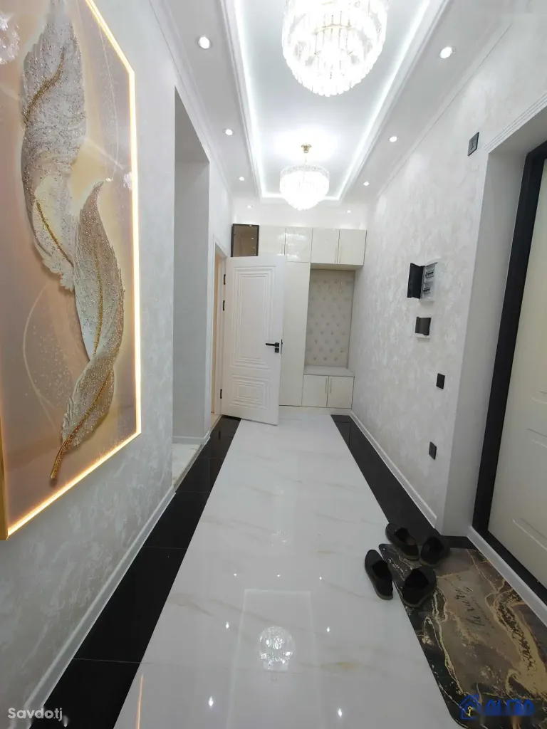 3-комн. квартира, 5 этаж, 68 м², сино