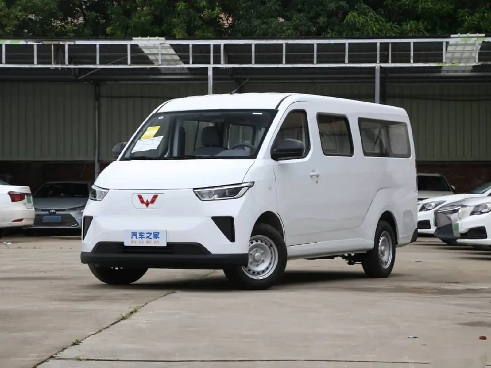 Пассажирский Wuling Yangguang, 2025 на заказ — фото 3